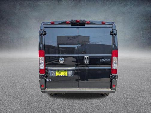 Black Clearcoat 2026 RAM ProMaster 1500 Low Roof