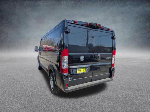 Black Clearcoat 2026 RAM ProMaster 1500 Low Roof
