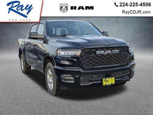 Diamond Black Crystal Pearlcoat 2026 RAM 1500 Big Horn/Lone Star