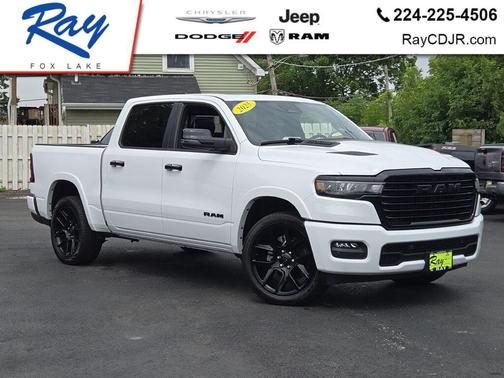 Bright White Clearcoat 2025 RAM 1500 Laramie