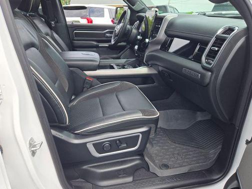 Bright White Clearcoat 2025 RAM 1500 Laramie