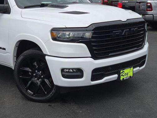 Bright White Clearcoat 2025 RAM 1500 Laramie