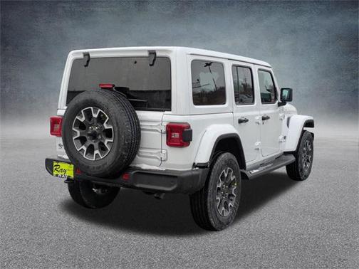 2026 Jeep Wrangler 4-Door Sahara 4x4