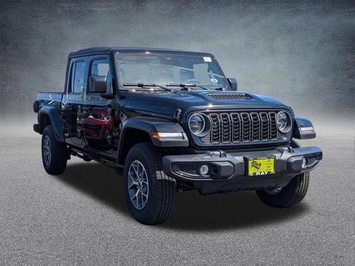 Black Clearcoat 2026 Jeep Gladiator Sport S