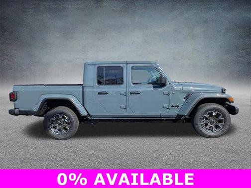 Anvil Clearcoat 2026 Jeep Gladiator Sahara 4x4