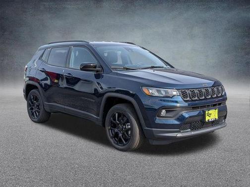 Fathom Blue Pearl Coat 2026 Jeep Compass Latitude