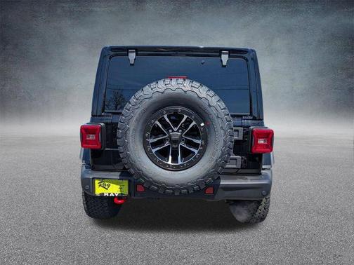 Black Clearcoat 2026 Jeep Wrangler Rubicon