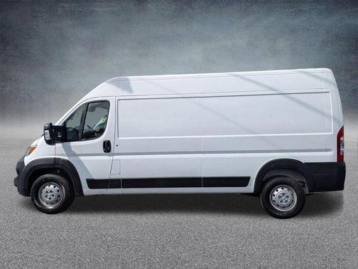 Bright White Clearcoat 2023 RAM ProMaster 2500 High Roof
