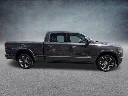 Granite Crystal Metallic 2022 RAM 1500 Limited