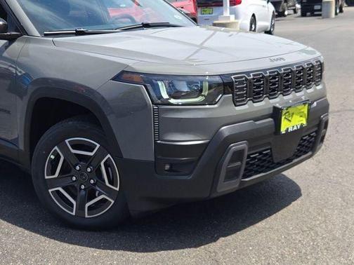 Sting-Gray Clearcoat 2026 Jeep Cherokee Limited