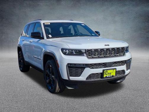 Bright White Clearcoat 2026 Jeep Grand Cherokee Limited