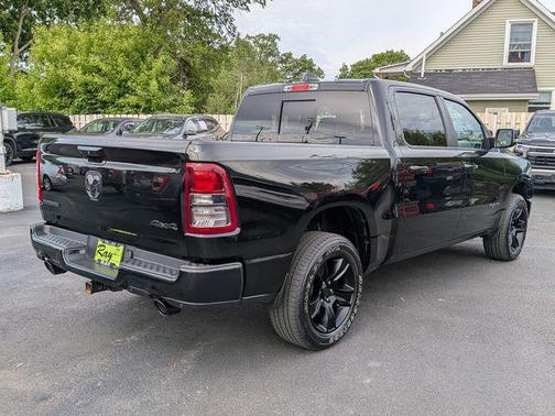 Diamond Black Crystal Pearlcoat 2021 RAM 1500 Big Horn/Lone Star