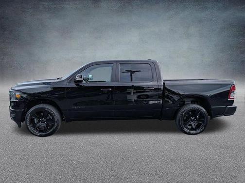 Diamond Black Crystal Pearlcoat 2021 RAM 1500 Big Horn/Lone Star