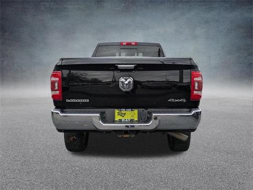 2020 RAM 2500 Laramie Crew Cab 4X4 8' Box