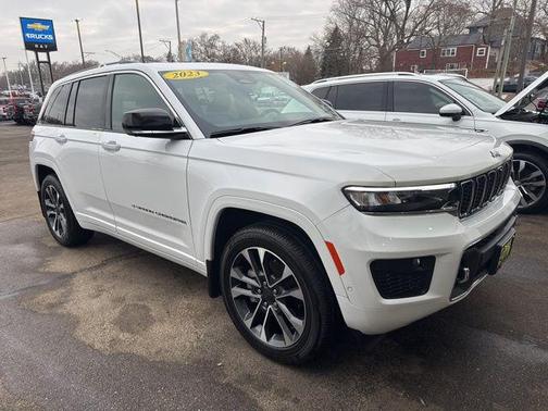 2023 Jeep Grand Cherokee Overland