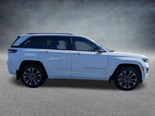 2023 Jeep Grand Cherokee Overland