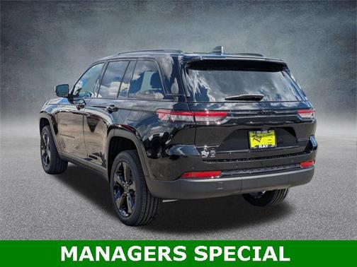 2025 Jeep Grand Cherokee Altitude