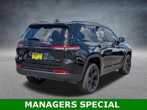 2025 Jeep Grand Cherokee Altitude