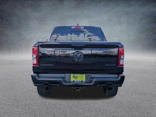Diamond Black Crystal Pearlcoat 2021 RAM 1500 Big Horn/Lone Star