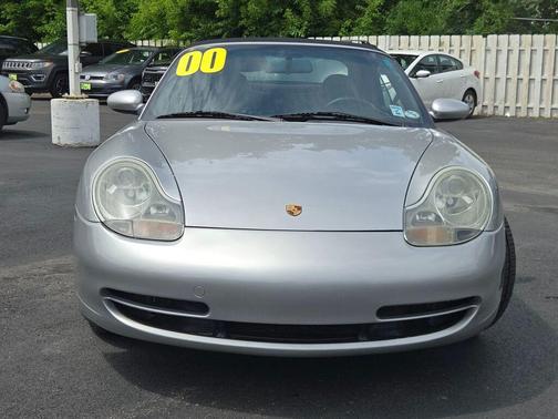 2000 Porsche 911 Carrera 4