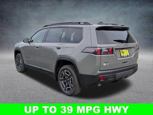 Sting-Gray Clearcoat 2026 Jeep Cherokee Laredo 4x4