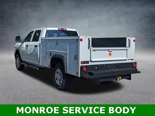2024 RAM 2500 Tradesman Crew Cab 4x4 8' Box