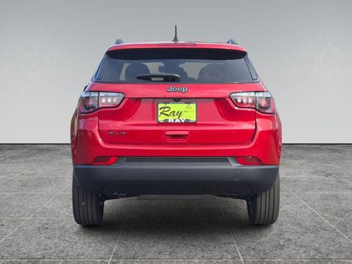 Red Hot Pearlcoat 2026 Jeep Compass Sport
