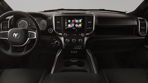 Diamond Black Crystal Pearlcoat 2026 RAM 1500 Express