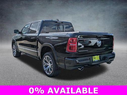 Diamond Black Crystal Pearlcoat 2026 RAM 1500 ST