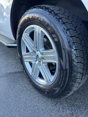 WHITE PLATINUM MET TRI-COAT 2019 Ford Expedition XLT
