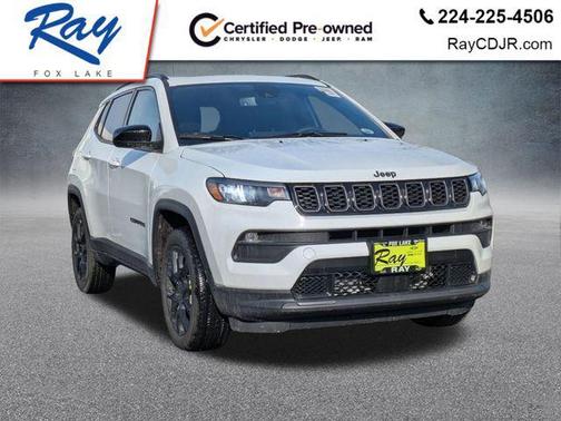 Bright White Clearcoat 2026 Jeep Compass Latitude