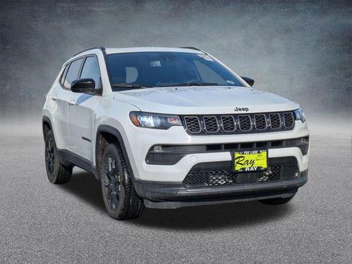 Bright White Clearcoat 2026 Jeep Compass Latitude
