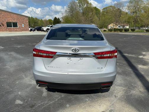 2013 Toyota Avalon XLE Premium