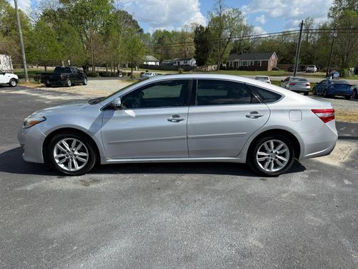 2013 Toyota Avalon XLE Premium