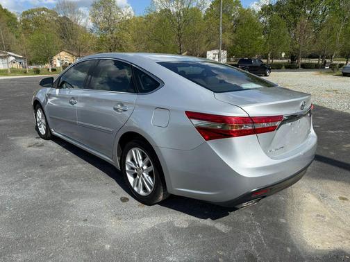 2013 Toyota Avalon XLE Premium