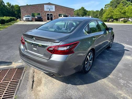 2017 Nissan Altima 2.5 SR