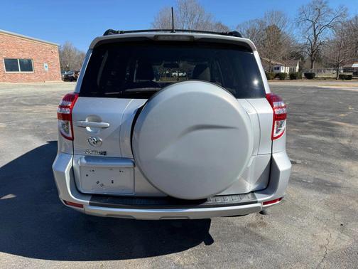 2011 Toyota RAV4 Sport