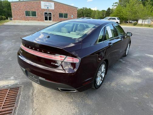 2013 Lincoln MKZ Base