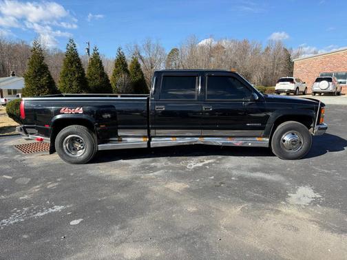 1999 Chevrolet 3500 Long Bed