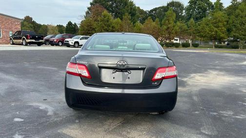 2011 Toyota Camry LE