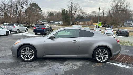2009 INFINITI G37x Base