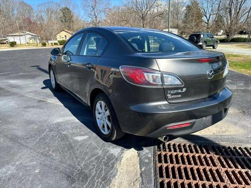 2011 Mazda Mazda3 i Touring