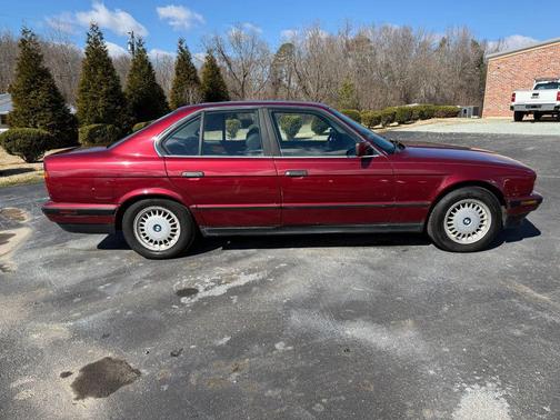 1994 BMW 525 525i Sedan 4D