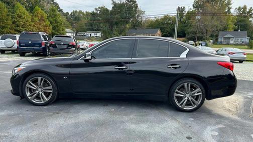 2015 INFINITI Q50 Premium