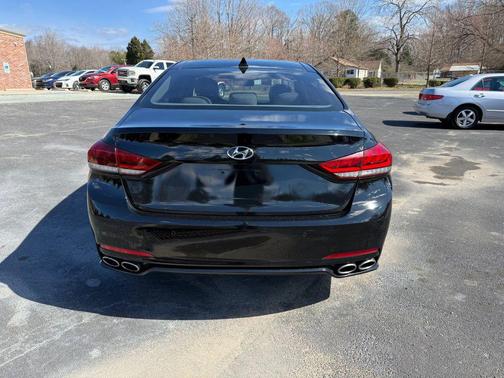 2015 Hyundai Genesis 5.0