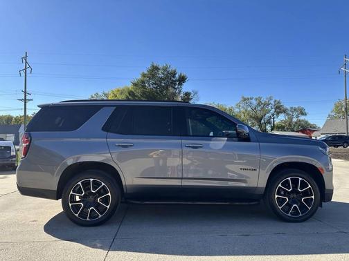 2021 Chevrolet Tahoe 4WD RST