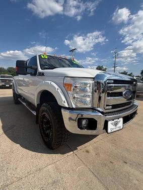 Oxford White 2015 Ford F-250 Lariat