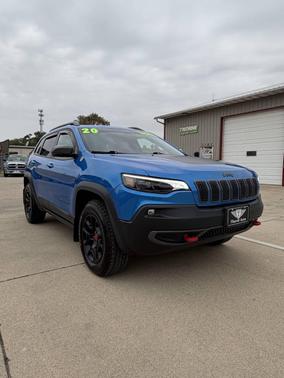 2020 Jeep Cherokee Trailhawk