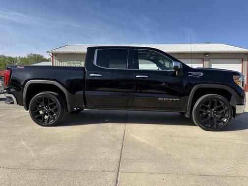 Onyx Black 2019 GMC Sierra 1500 SLT