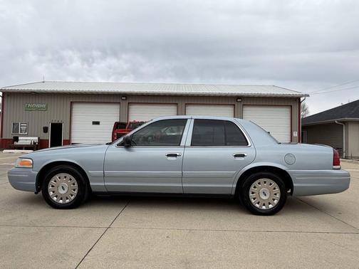 2003 Ford Crown Victoria Police Interceptor
